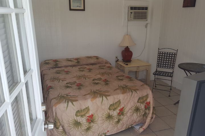 Room 10 of 56