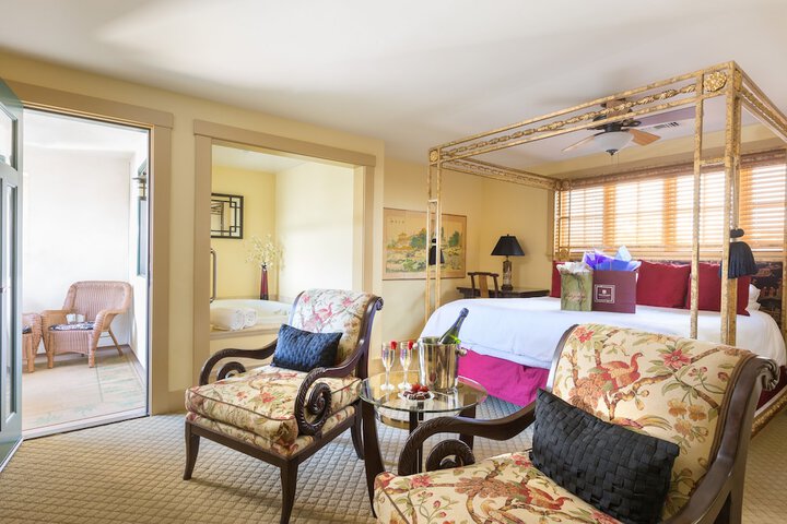 Room 52 of 125