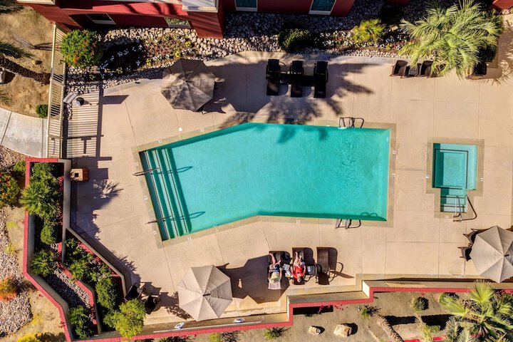 Pool 4 of 57
