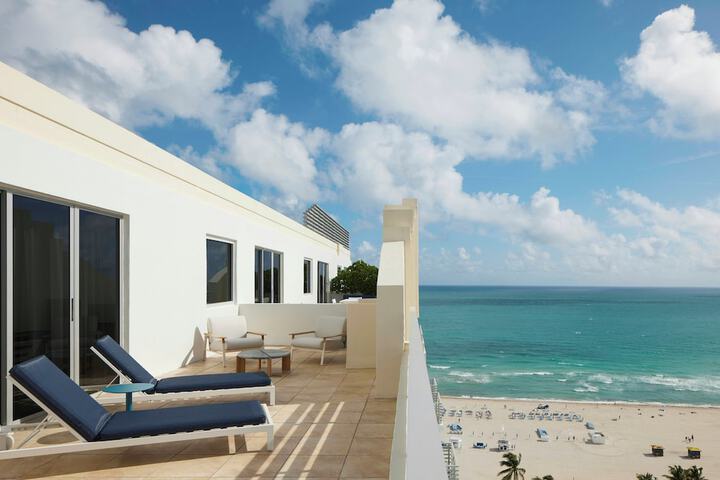 Loews Miami Beach Hotel – South Beach