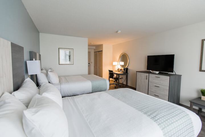 Sea Crest Beach Resort