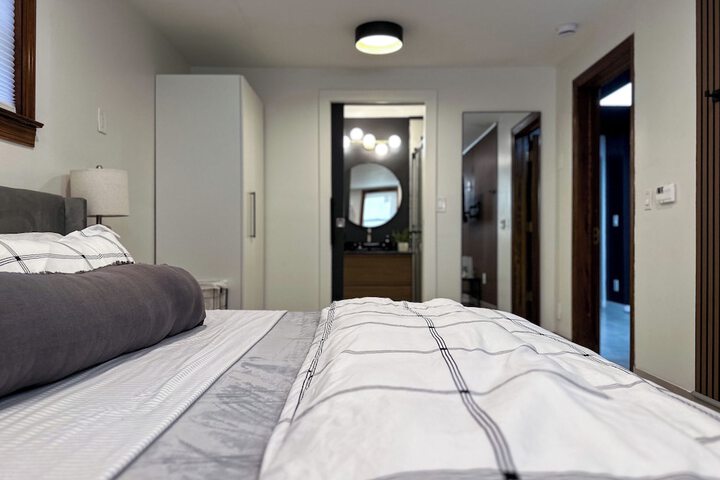DTW Suites
