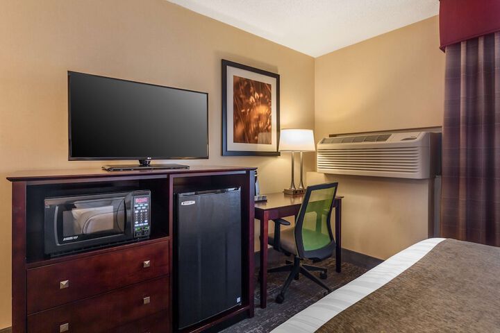 Room 44 of 58