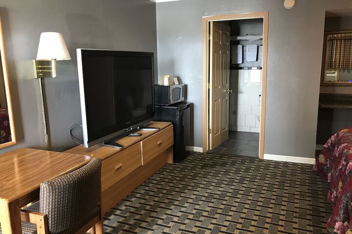 Economy Inn Motel