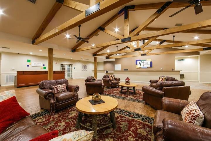 Holiday Inn Club Vacations Holiday Hills Resort Branson by IHG