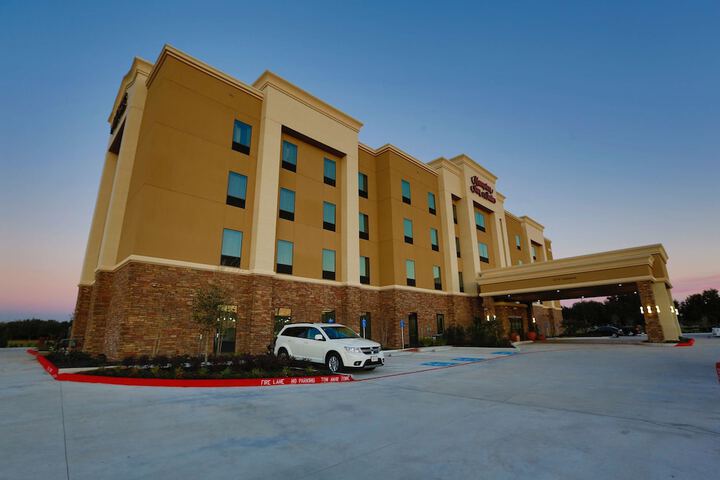 Hotel 2 of 48