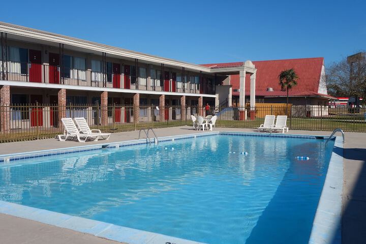Baton Rouge West Inn