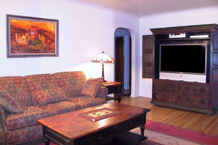 Room 25 of 68
