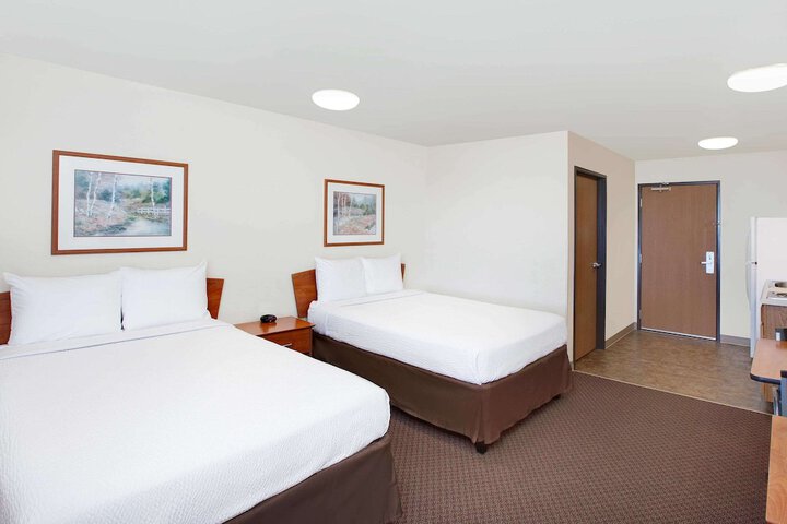 Room 30 of 42