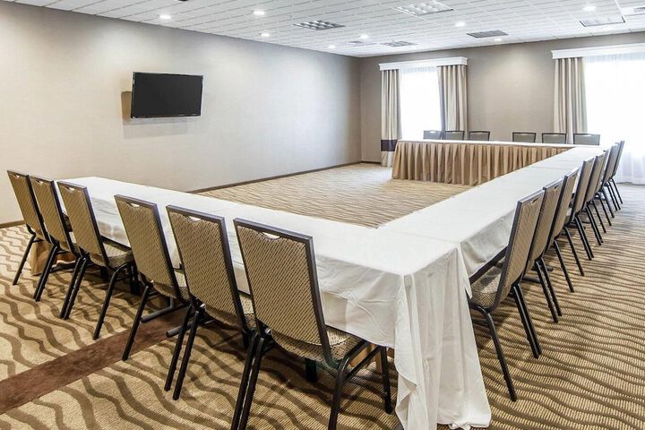 Comfort Suites Marietta - Parkersburg