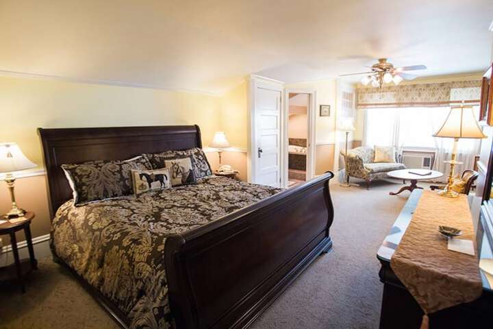 Albemarle Inn