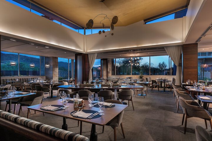 Dining 121 of 147