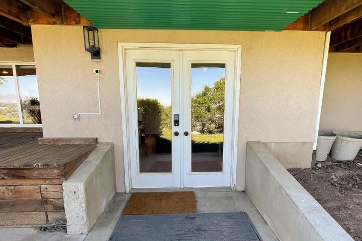 City View Retreat 2 BR 1 B