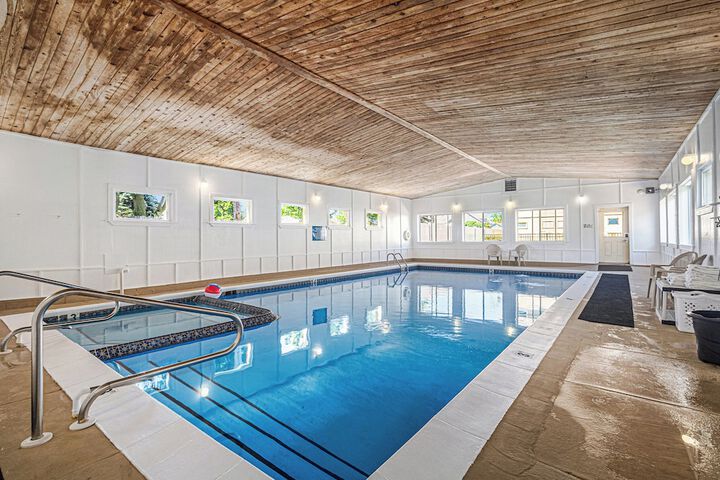 Pool 15 of 47