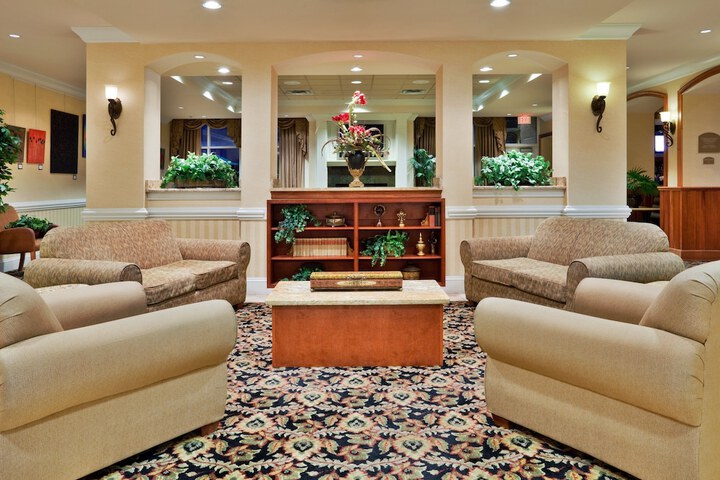 Holiday Inn Conference Center - Valdosta by IHG