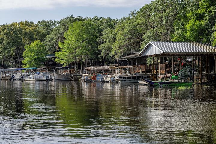 Camp Mack Lodge Marina & RV Resort