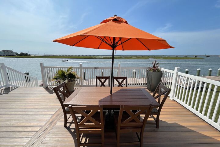 Comfort Suites Chincoteague Island Bayfront Resort