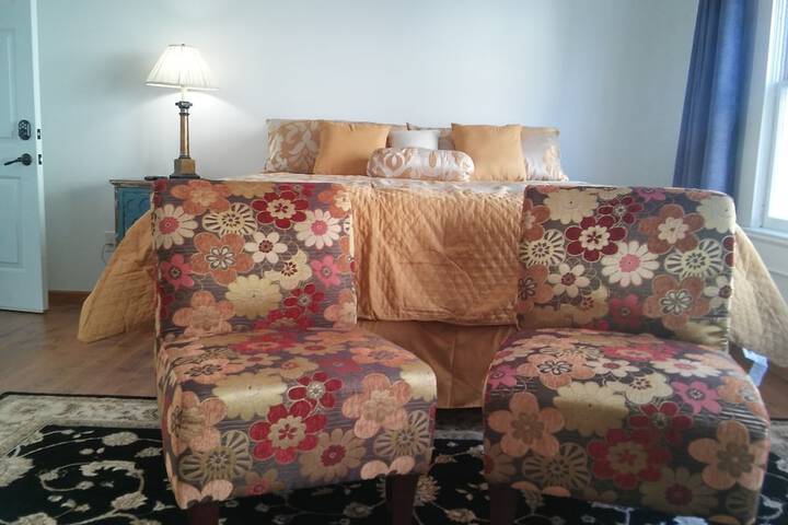 Room 28 of 73