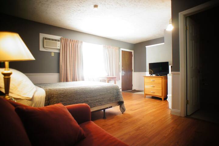 Room 18 of 35