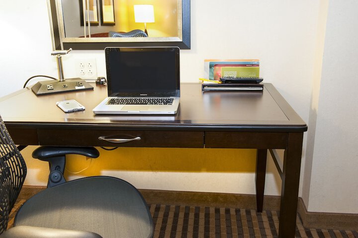 Room 27 of 53
