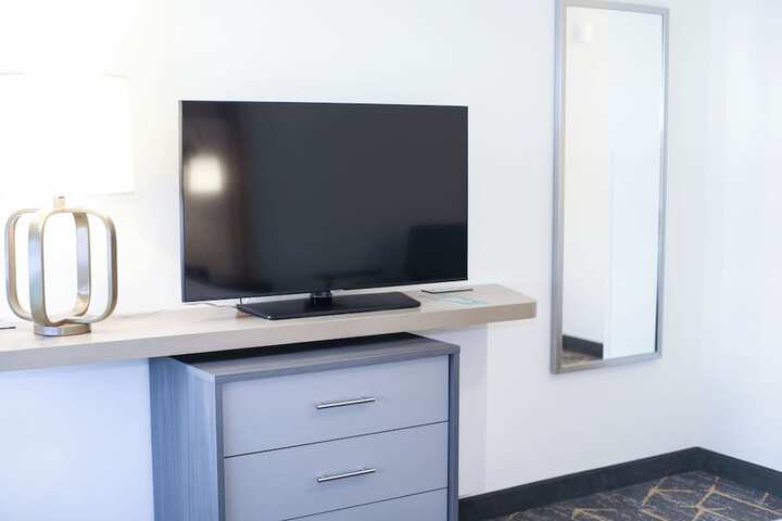 Room 35 of 53