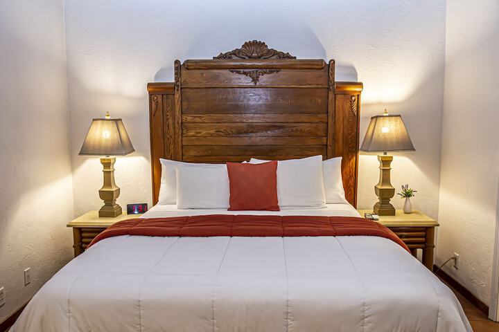 Room 22 of 65