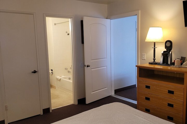 Room 9 of 52
