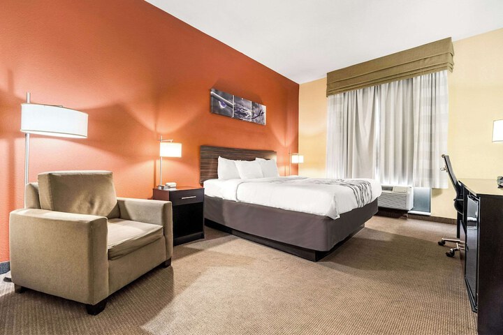 Room 40 of 60