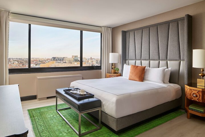 Room 43 of 71
