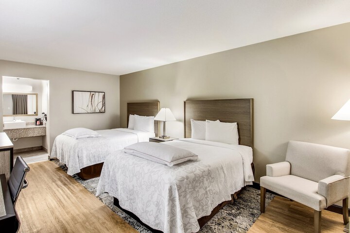 Red Roof Inn PLUS+ Dallas – Addison