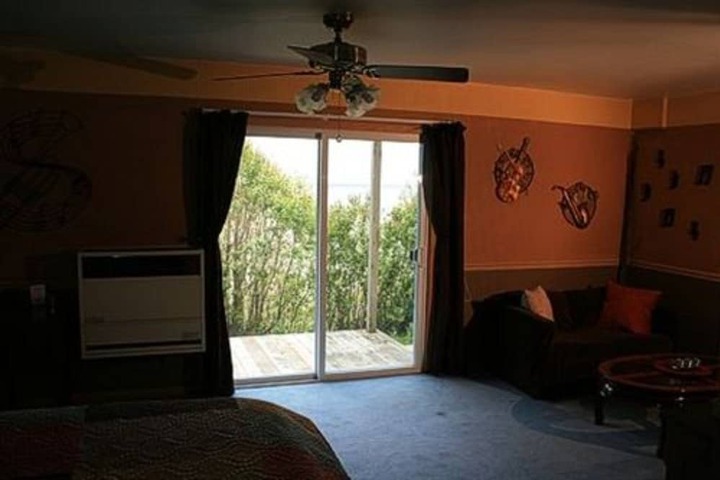 Room 43 of 56