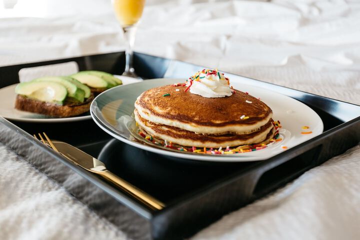 Breakfast/Coffee Service 100 of 126