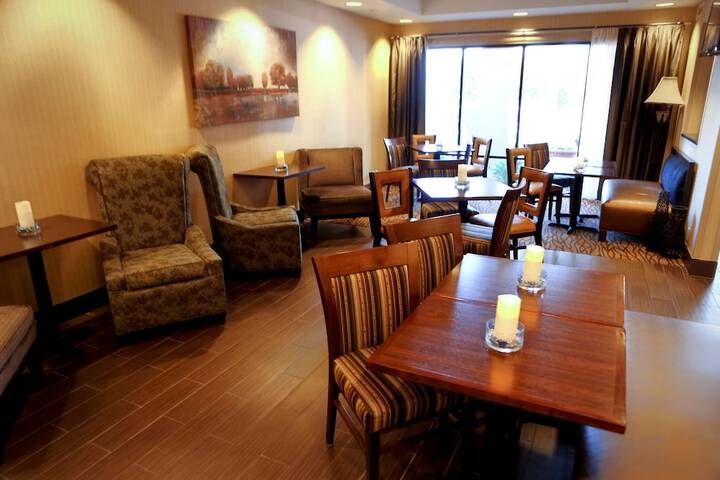 Hampton Inn Eau Claire