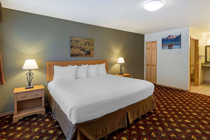 Room 11 of 22