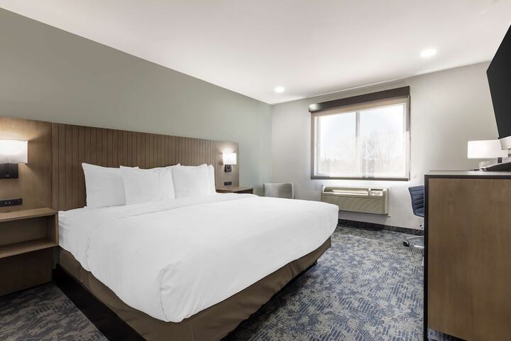 Room 7 of 25
