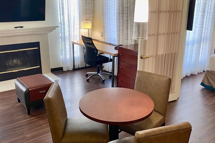 Room 41 of 60