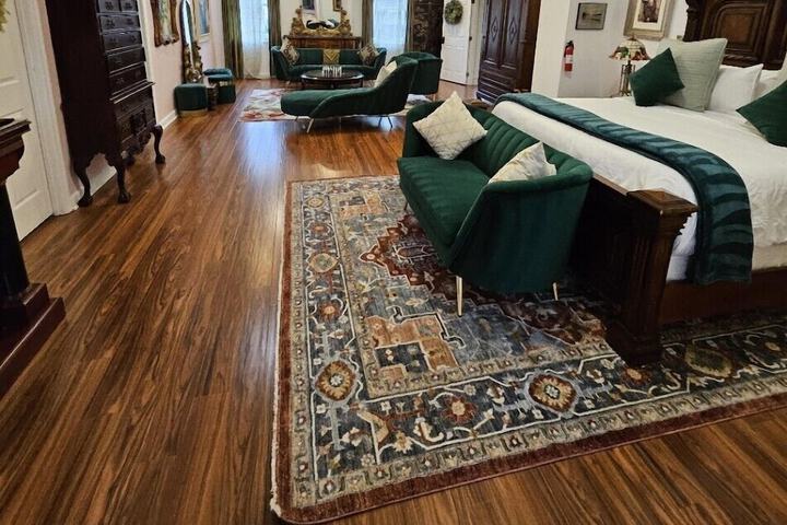 Stone Manor Boutique Inn