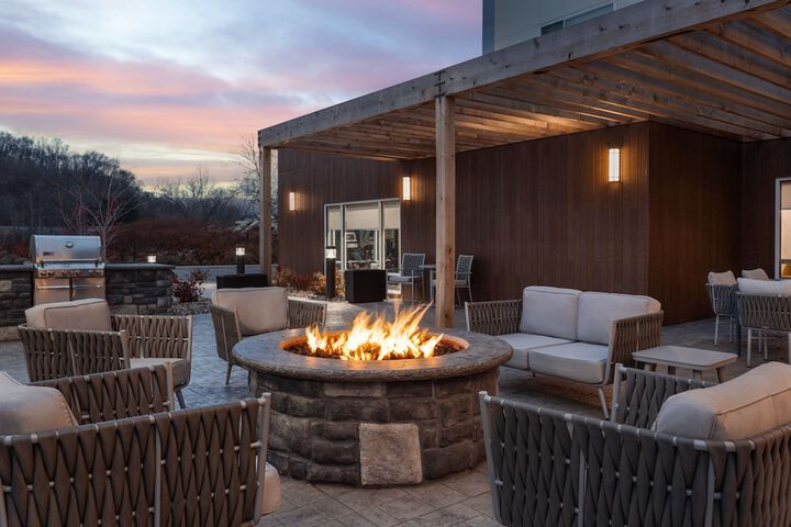Towneplace Suites by Marriott New Philadelphia