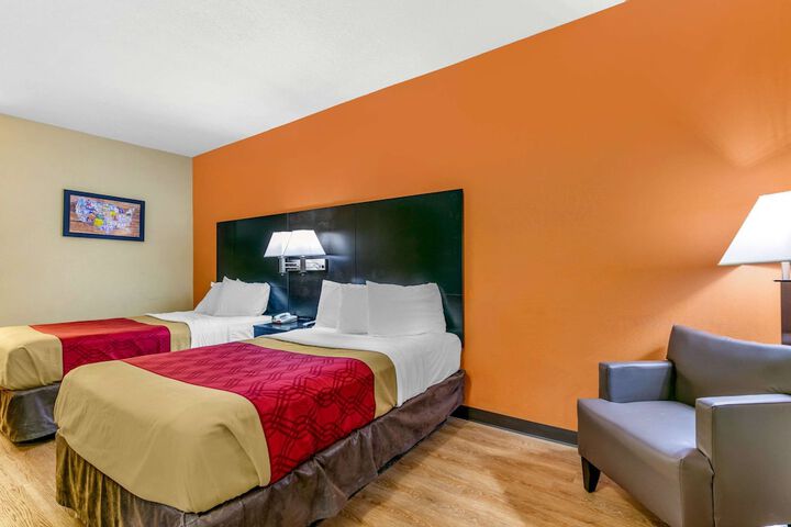 Room 16 of 34