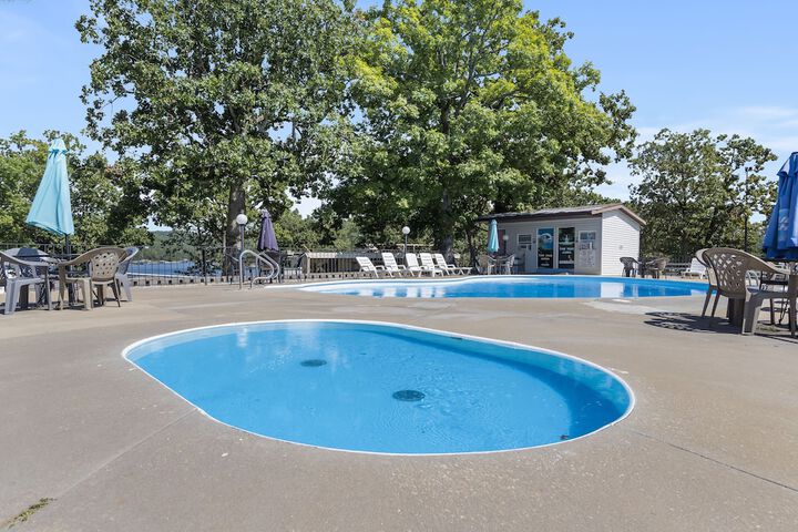 Pool 6 of 152