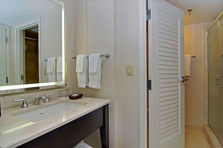 Room 43 of 80