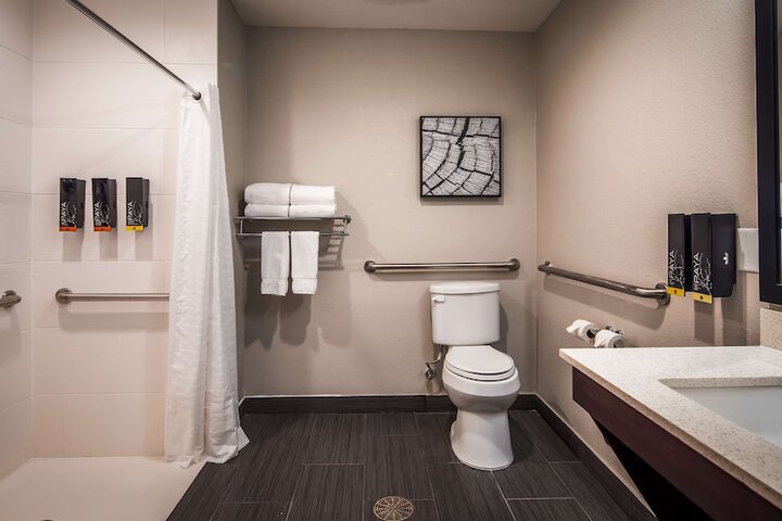 Room 14 of 19