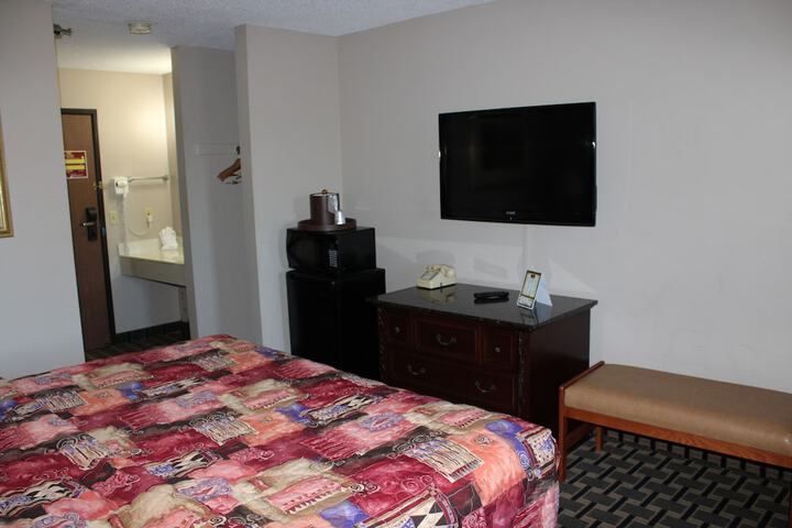 Room 49 of 63