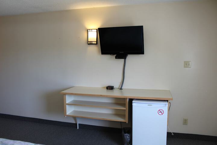 Room 7 of 28