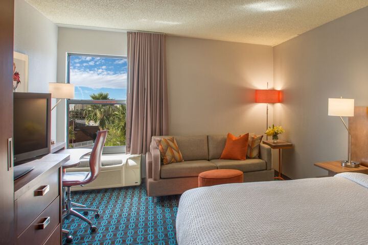 Room 20 of 32