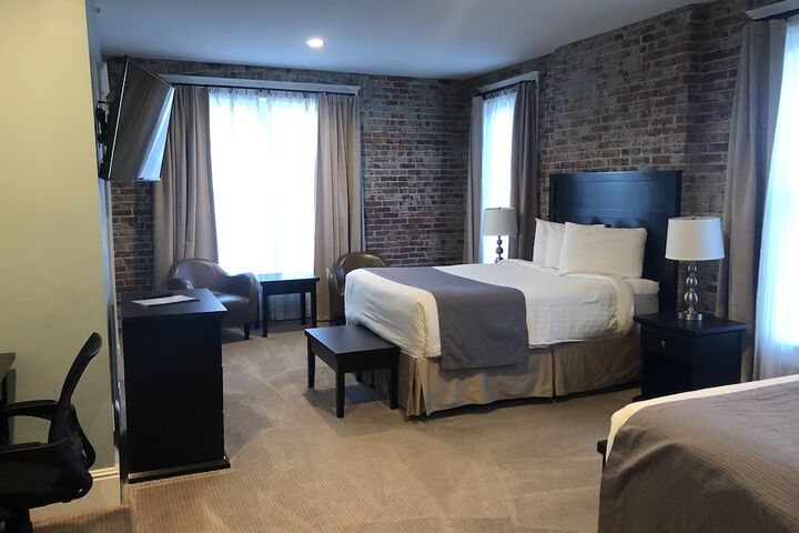 Talbott Inn