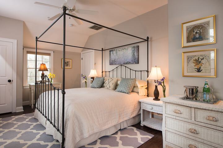 Room 20 of 40