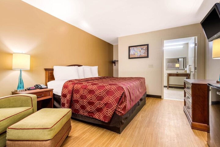 Room 14 of 20