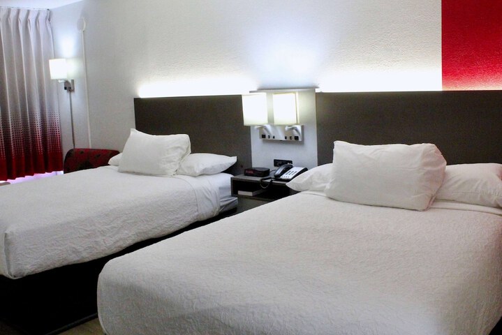 Room 14 of 25