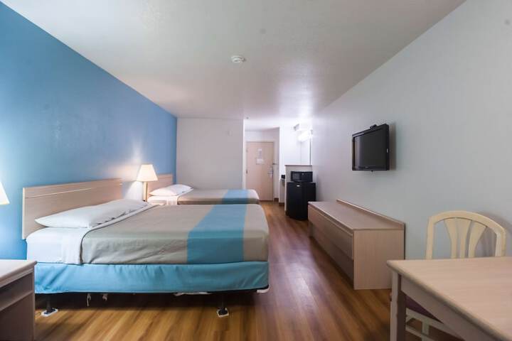 Room 40 of 52